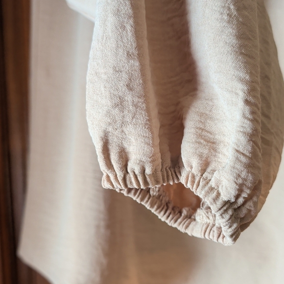 Women's Ruffle Blouse - Picture 3 of 3